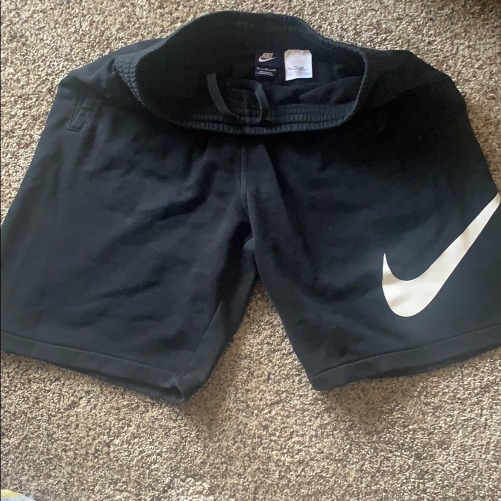 Nike cotton/polyester men’s shorts